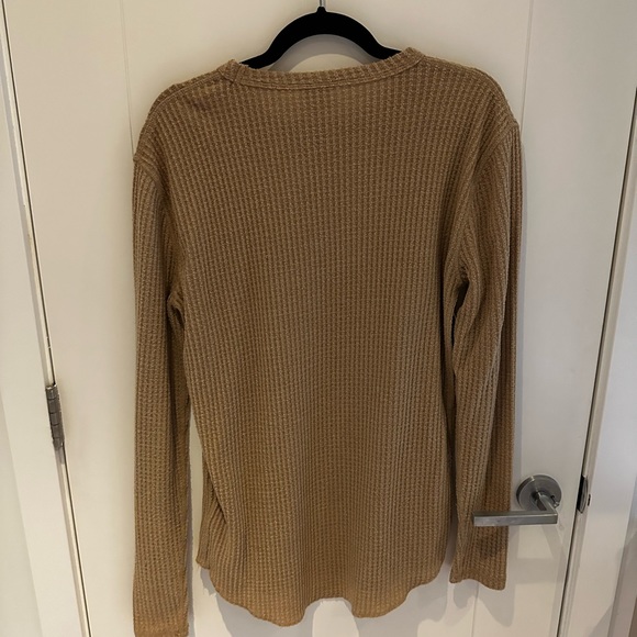 Men's tan beige waffle knit long sleeve shirt small - urban outfitters - Picture 3 of 3